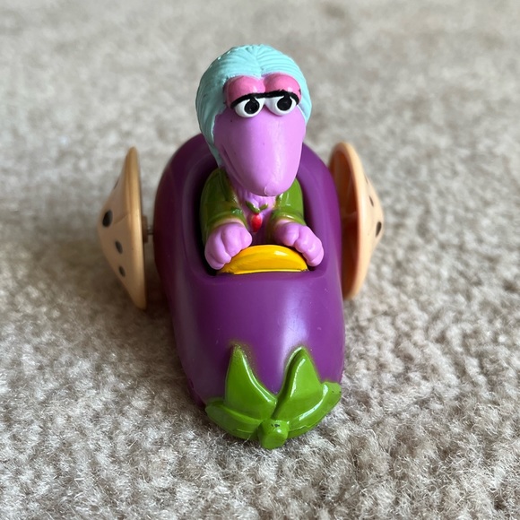 Vintage Jim Henson Fraggle Rock Mokey Eggplant Car Happy Meal Toy Action Figure - Picture 1 of 10